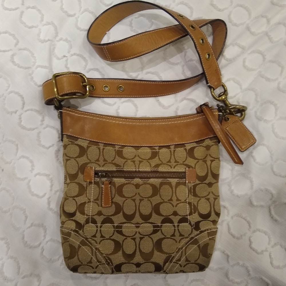 COACH adjustable purse 👛